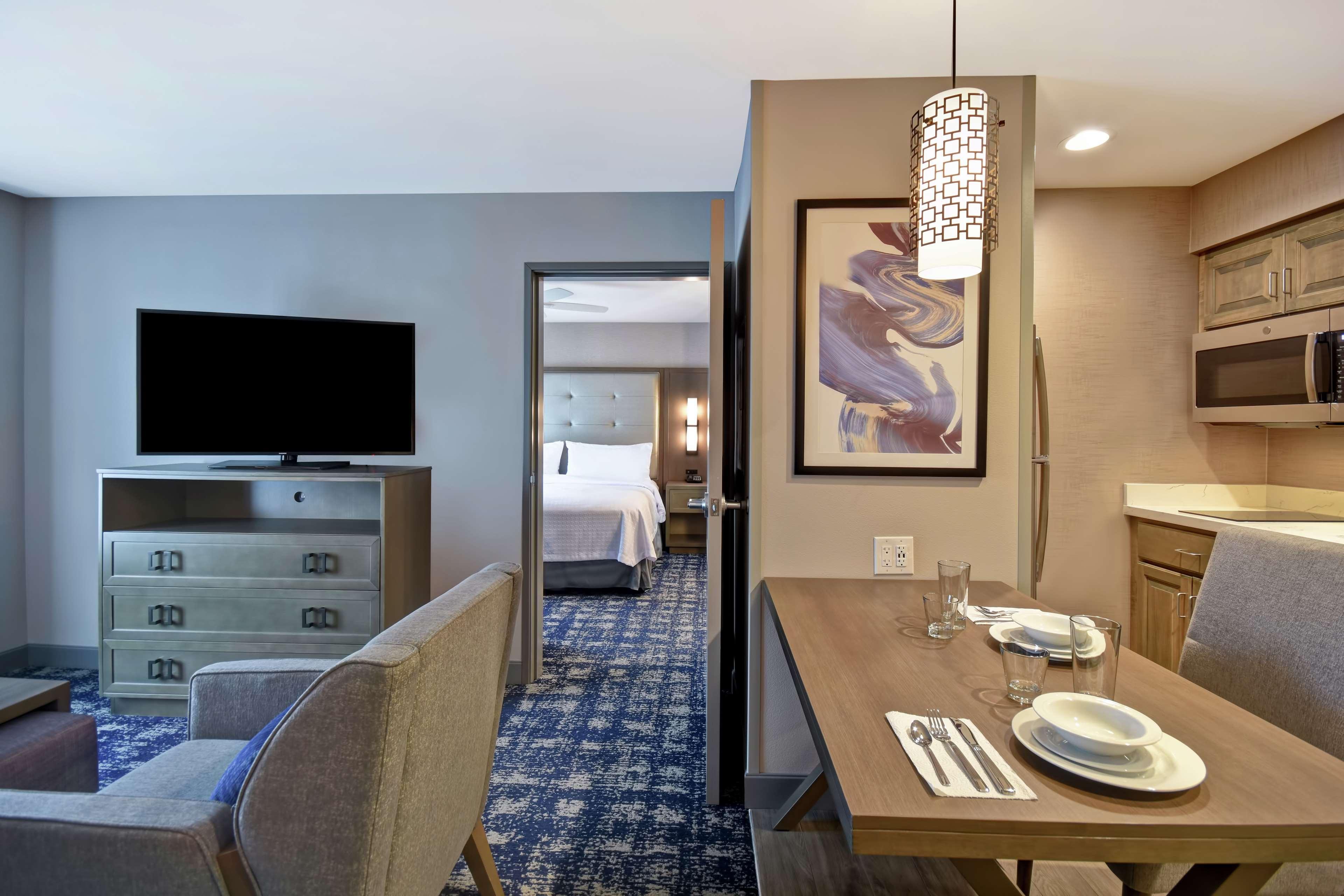 Homewood Suites By Hilton Orange New Haven Экстерьер фото
