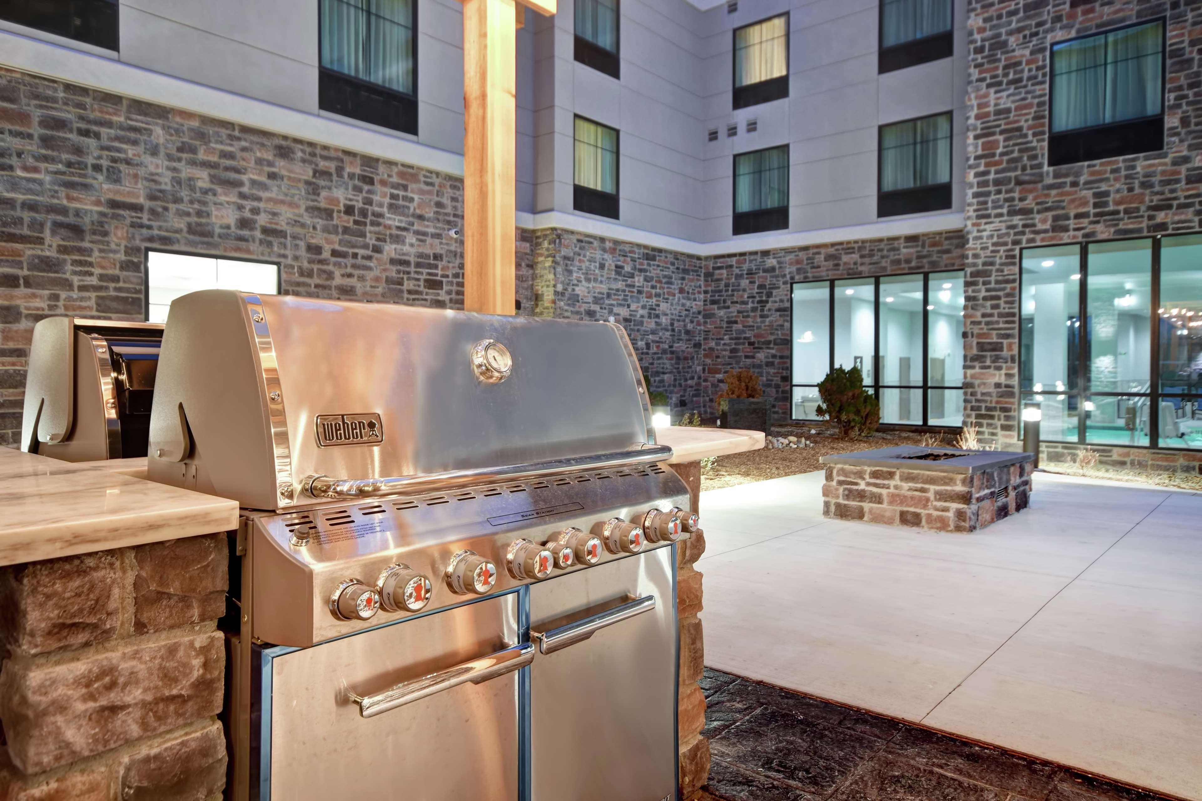Homewood Suites By Hilton Orange New Haven Экстерьер фото