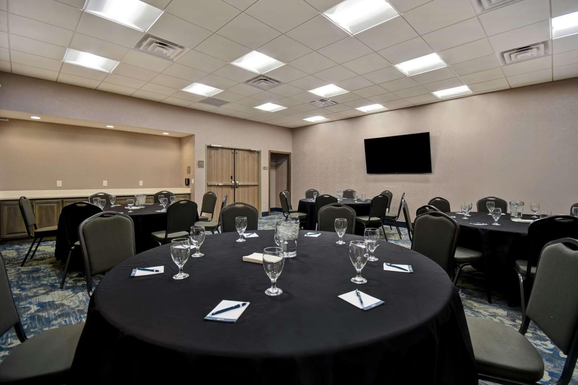 Homewood Suites By Hilton Orange New Haven Экстерьер фото