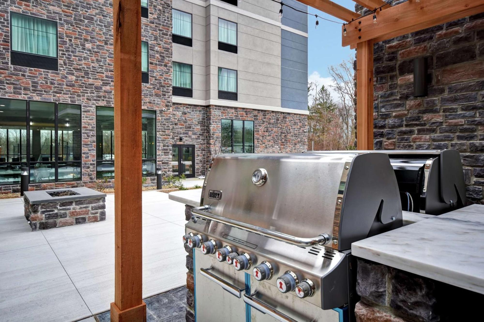 Homewood Suites By Hilton Orange New Haven Экстерьер фото